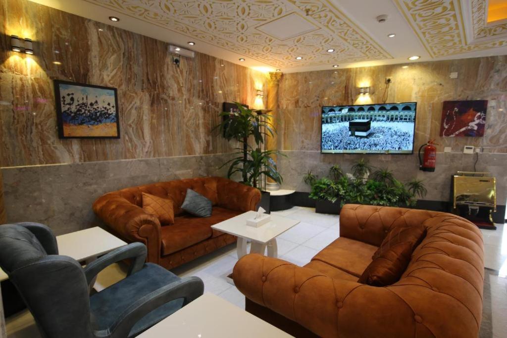 M Platinum Hotel Medina Buitenkant foto