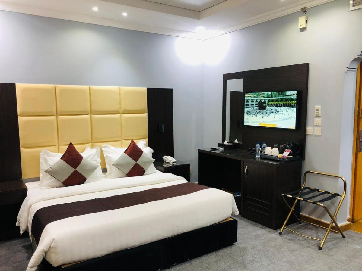 M Platinum Hotel Medina Buitenkant foto